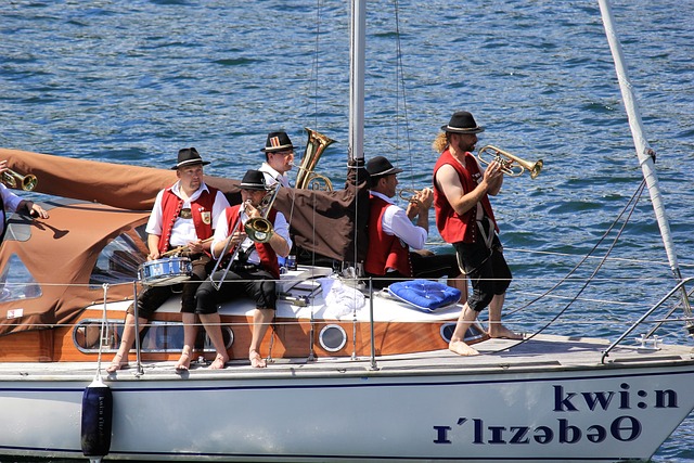 脚步从未停 脚步从未停